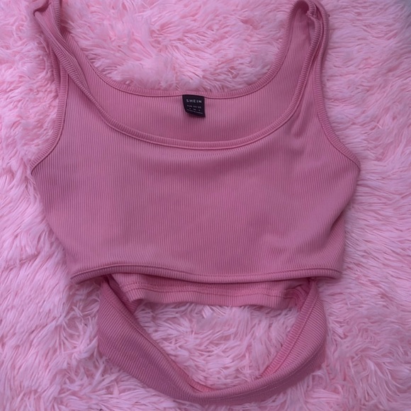 Pink crop top - Picture 1 of 1